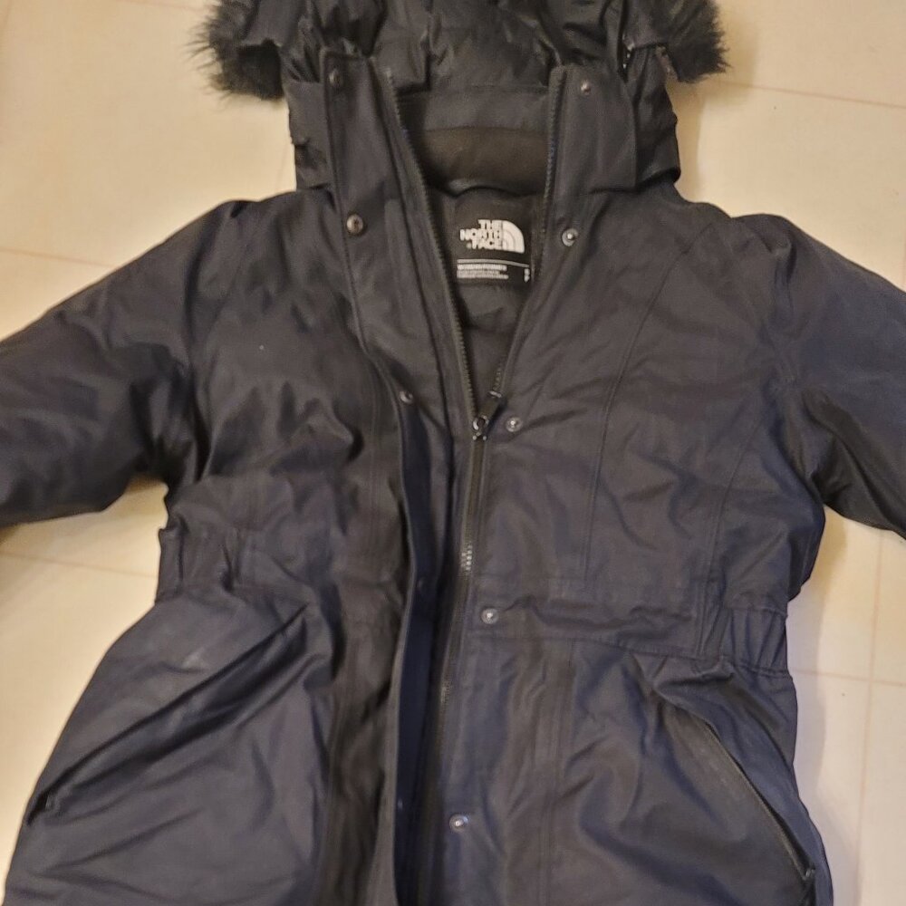 The North Face Black Goose Down HyVent Parka with Removable Faux Fur Hood Sz S-P